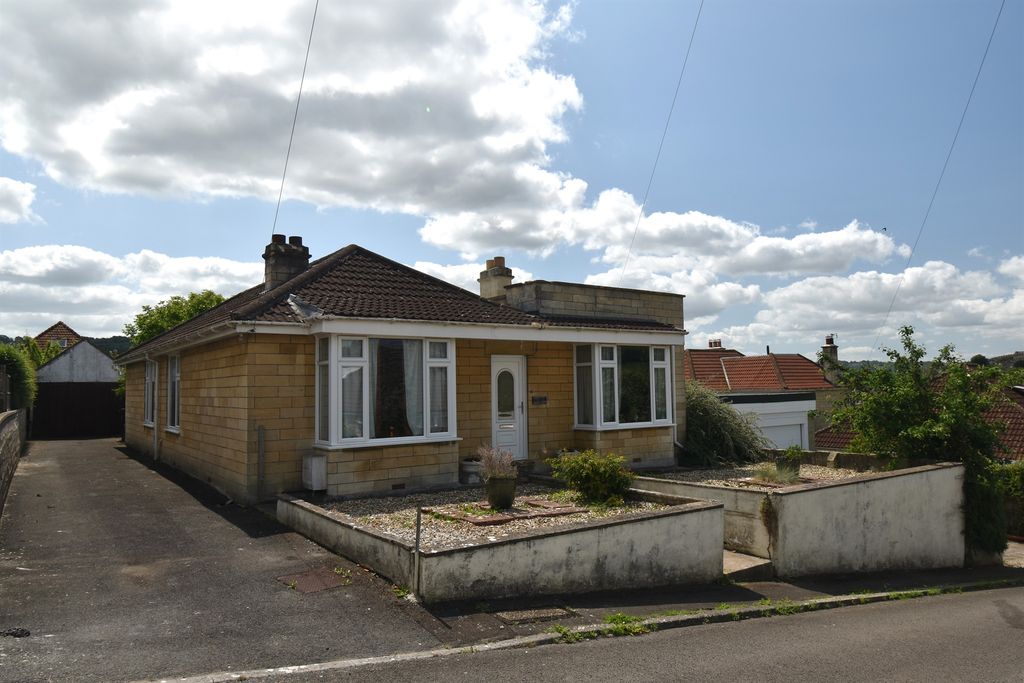 Property photo 1 of 16