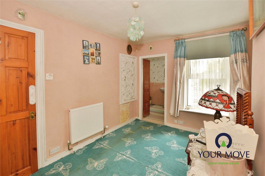 Property photo 3 of 17 Picture No. 15