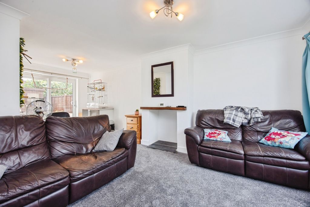 Property photo 3 of 19 Pbox-Img.Jpg