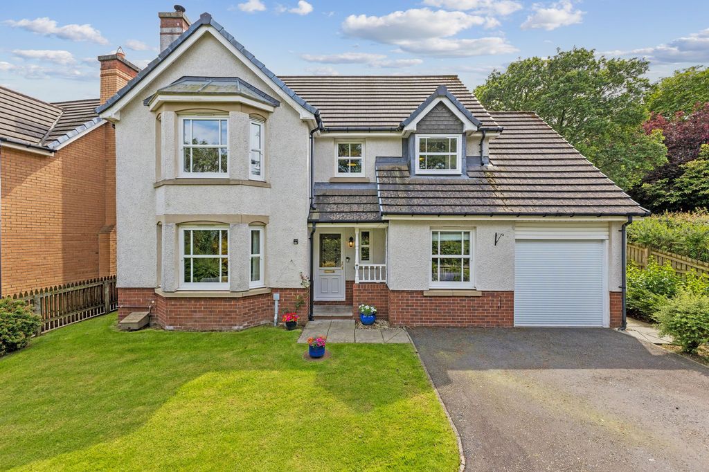 Property photo 1 of 39