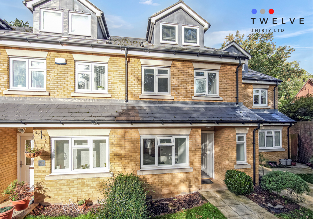 Property photo 1 of 9 Front Exterior