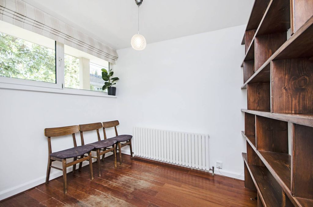 Property photo 3 of 9