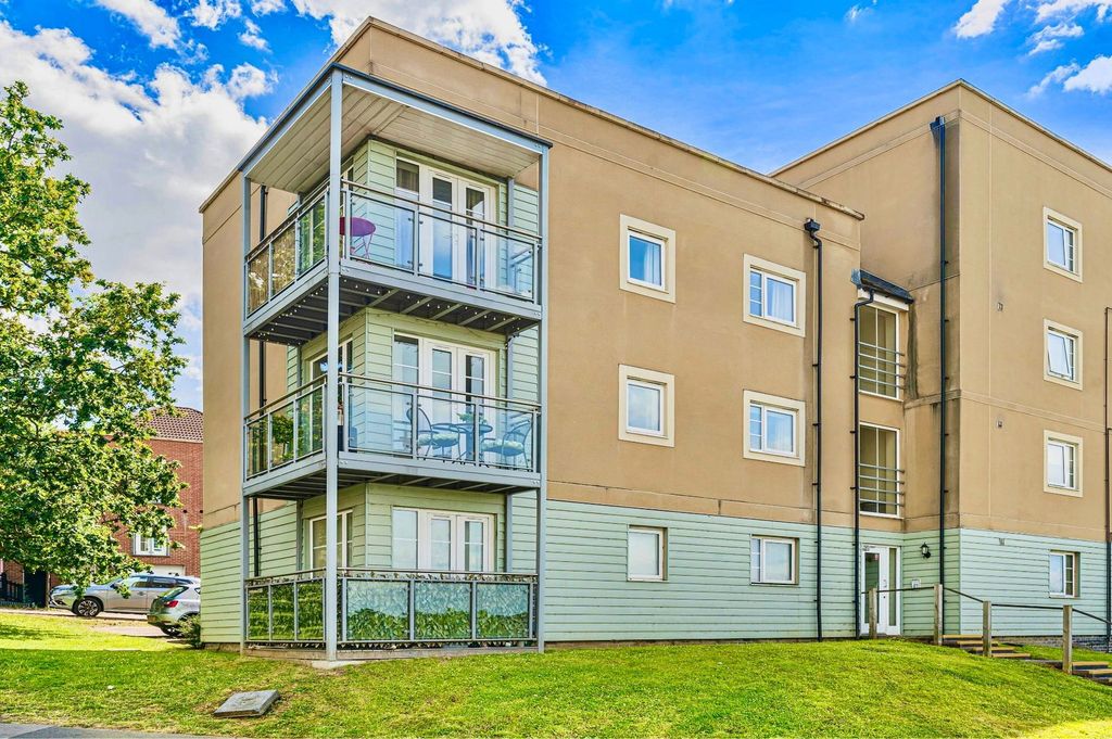Property photo 1 of 31
