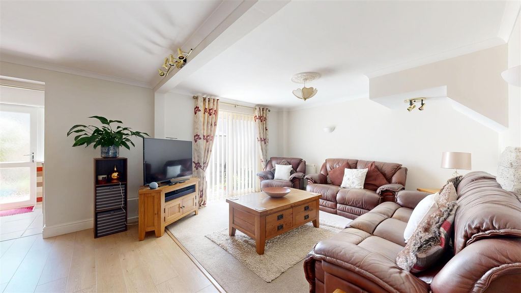 Property photo 3 of 18 9-Weston-Road--06182025_150712.Jpg