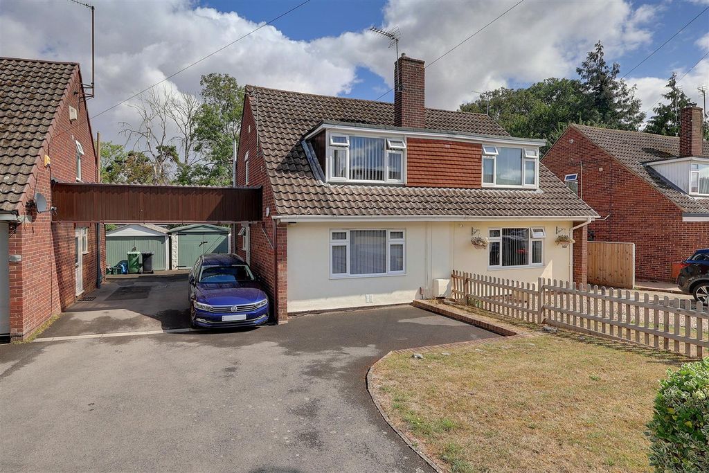 Property photo 1 of 15