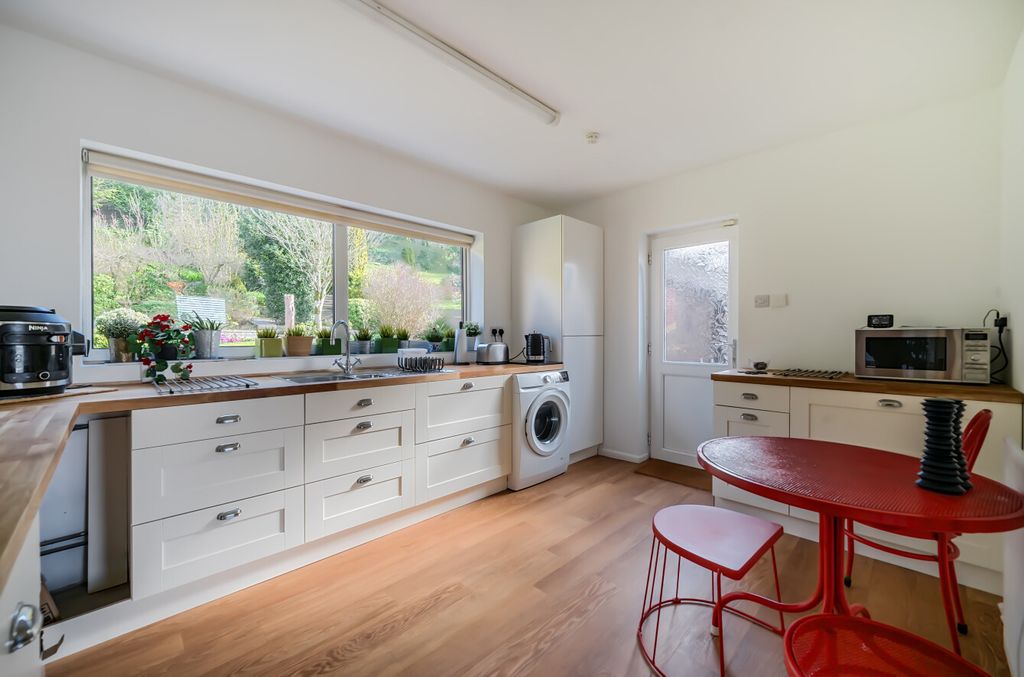 Property photo 2 of 15 Picture 2