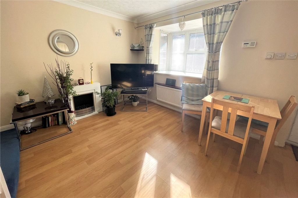 Property photo 3 of 15