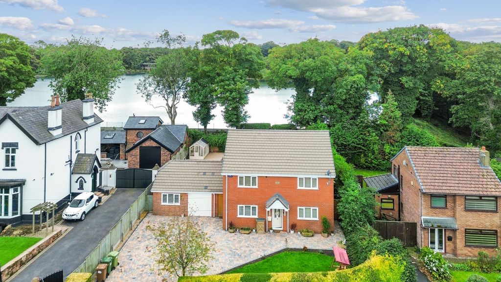 Property photo 1 of 70