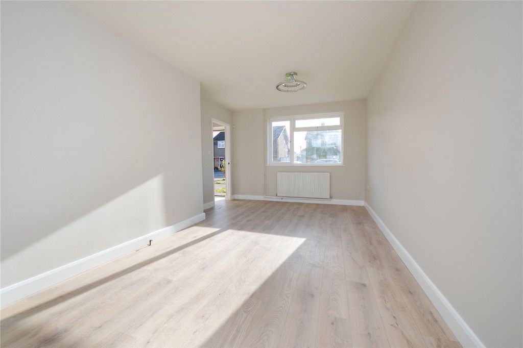 Property photo 2 of 11 Picture No. 04