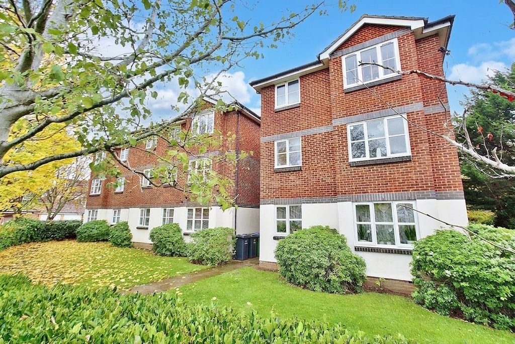 Property photo 2 of 5