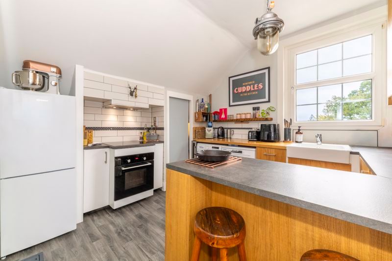 Property photo 2 of 17 Photo 2