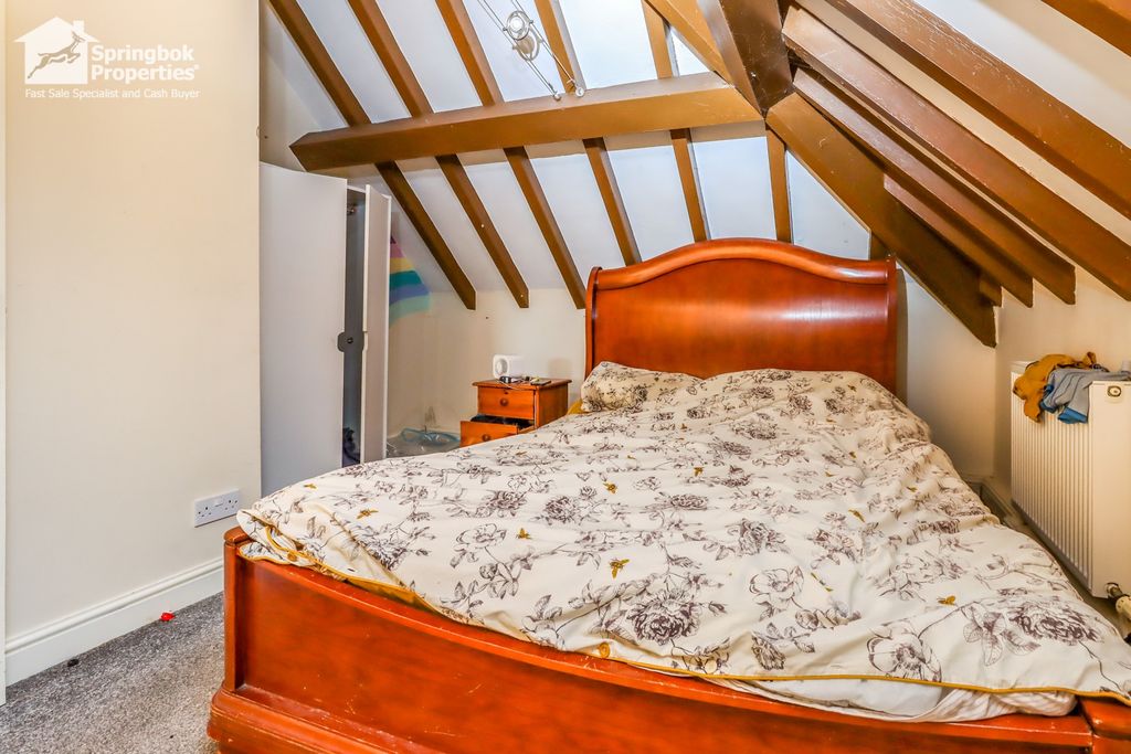 Property photo 3 of 8 Image 7