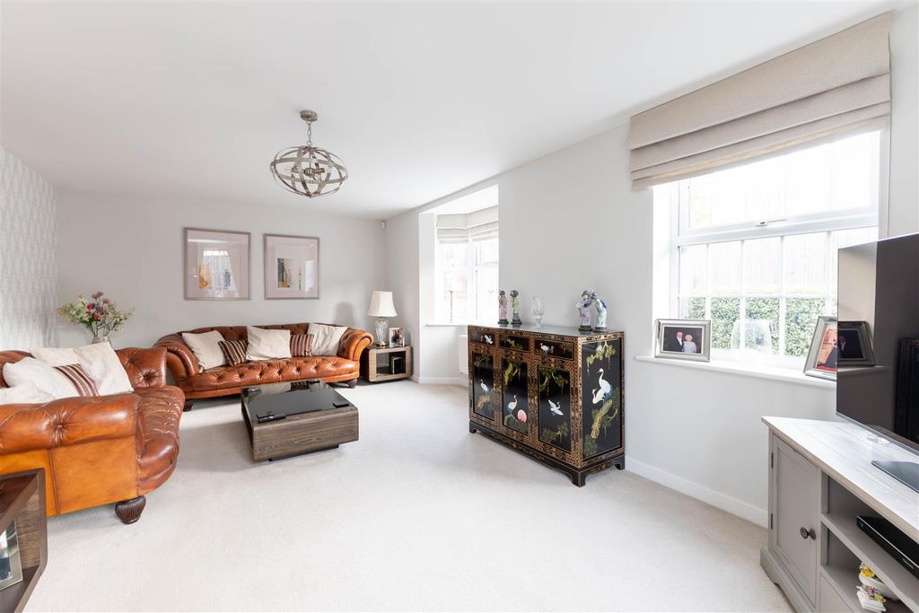 Property photo 2 of 27 Img_9436.Jpg