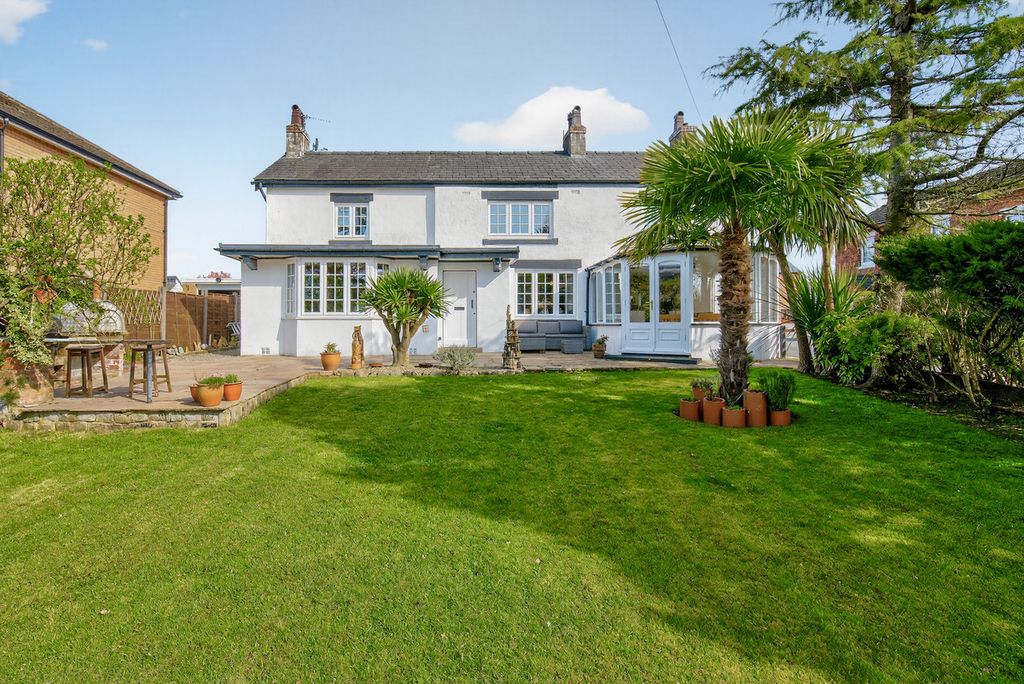 Property photo 1 of 50