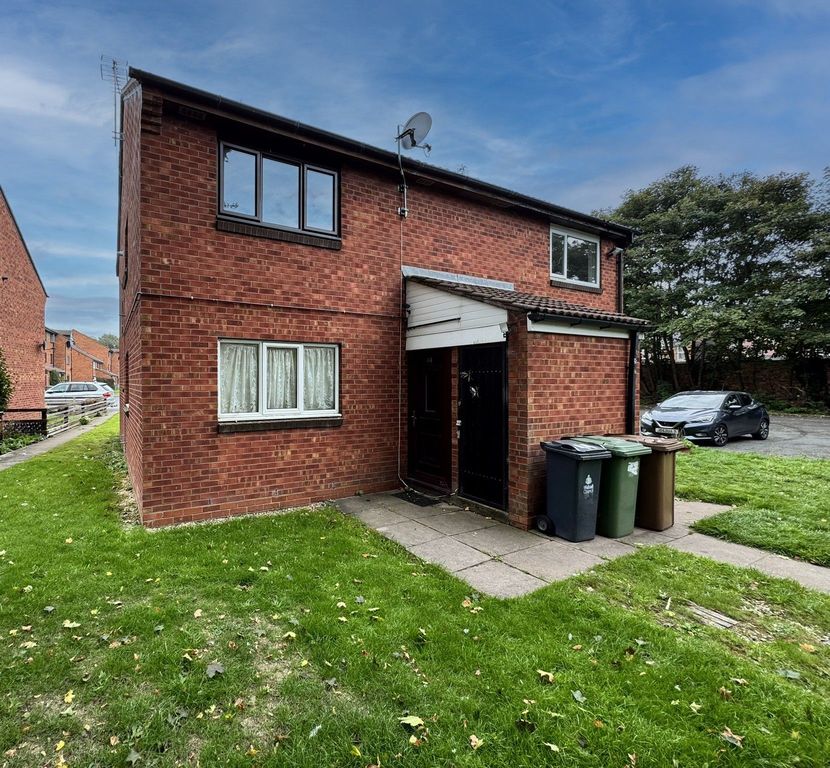 Property photo 1 of 8