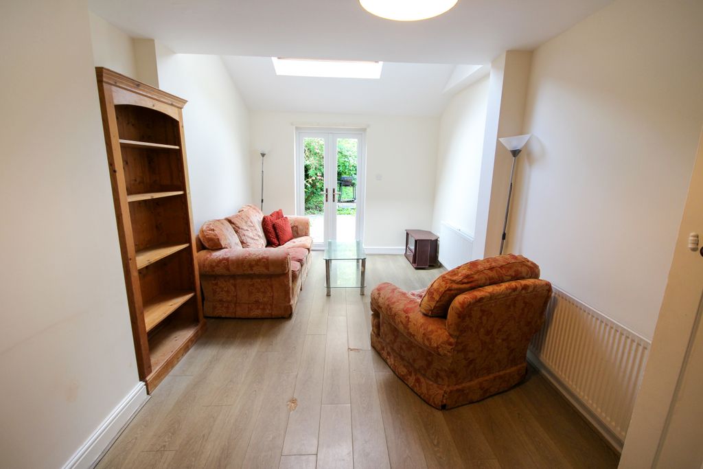 Property photo 2 of 16 Img_8165