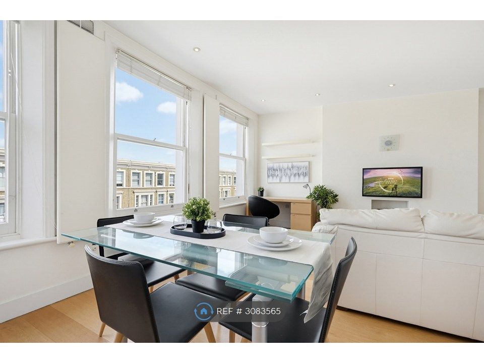 Property photo 2 of 12 Sunlit Dining Area
