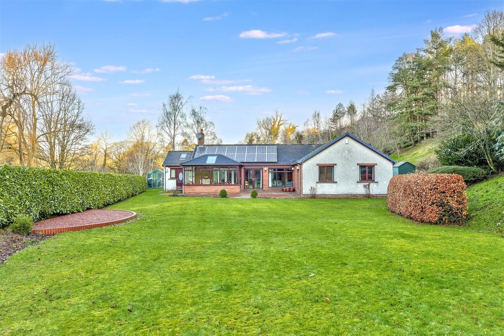 Property photo 2 of 43 Outside