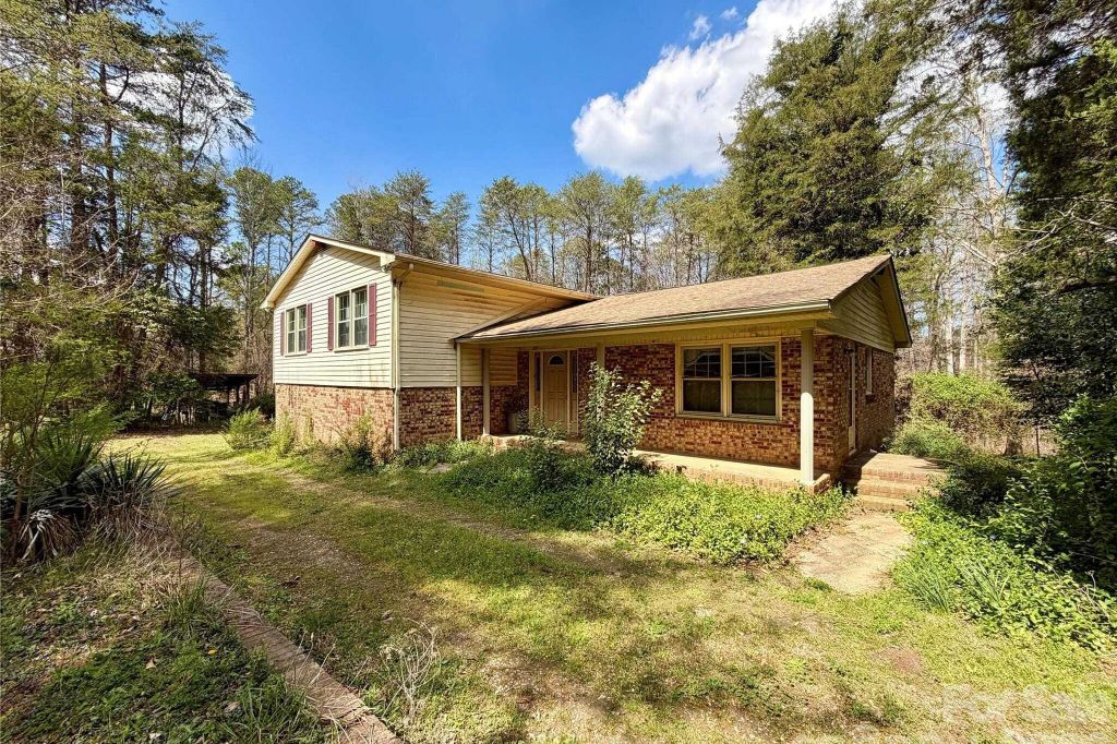 Property photo 1 of 47