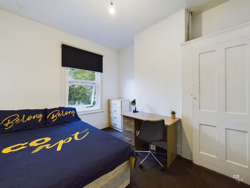 Property photo 3 of 12 Photo 11