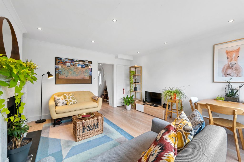 Property photo 3 of 9