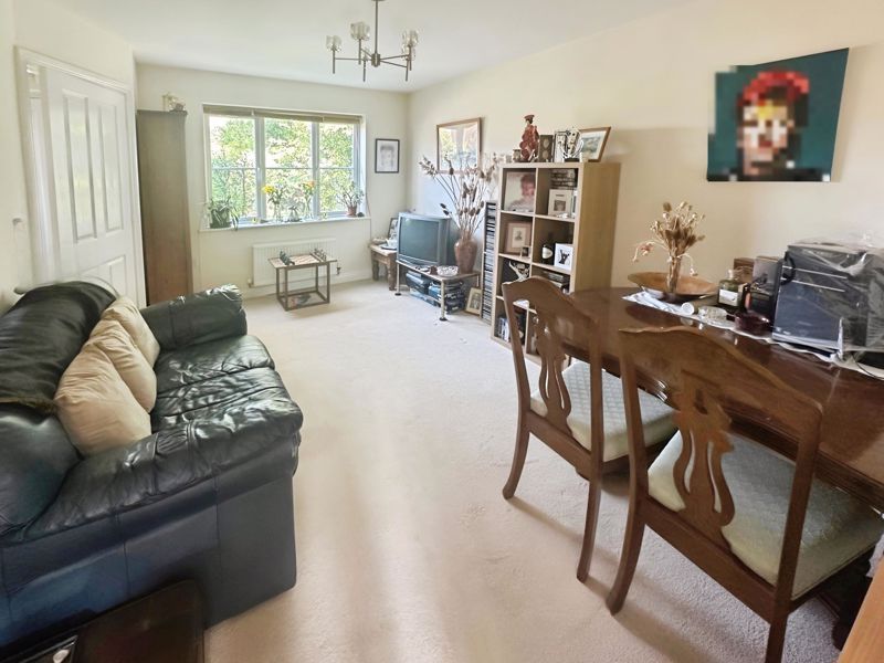 Property photo 2 of 13 Photo 6
