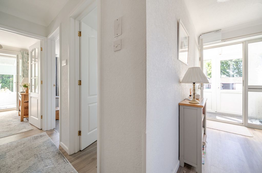 Property photo 3 of 25 Hallway