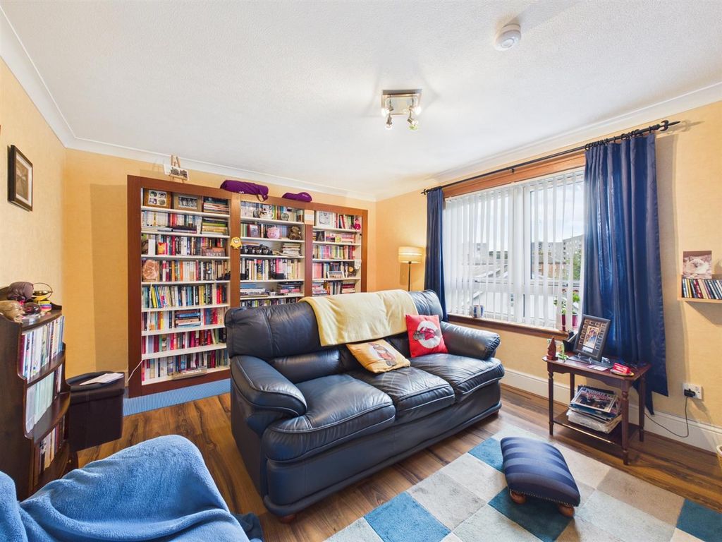 Property photo 3 of 16 Cam03924G0-Pr0101-Still005.Jpg