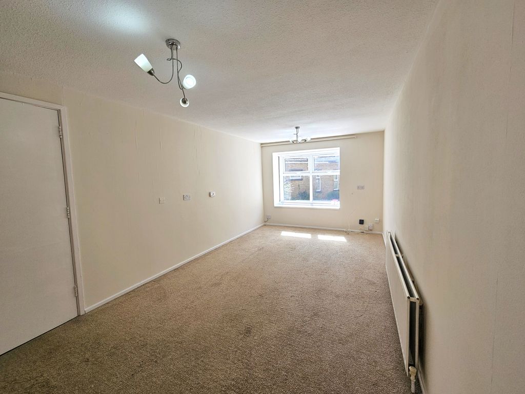 Property photo 3 of 7