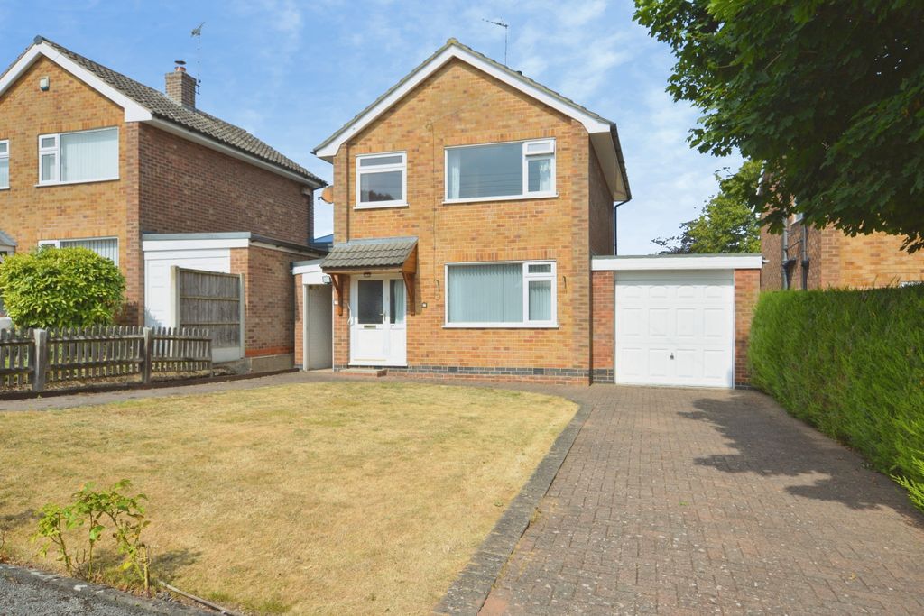 Property photo 1 of 13 Front