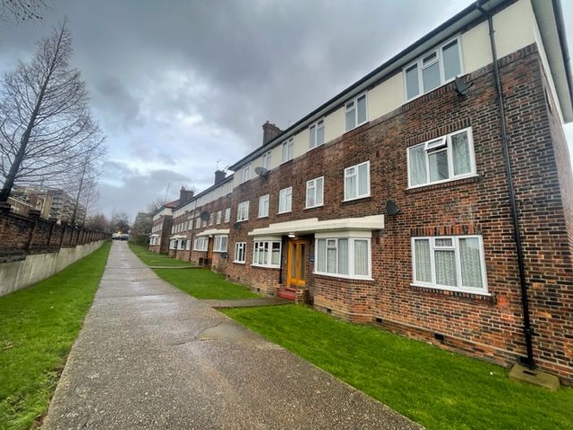 Property photo 1 of 8