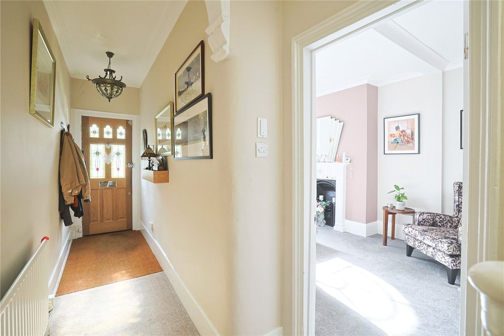 Property photo 2 of 22 Picture No. 76