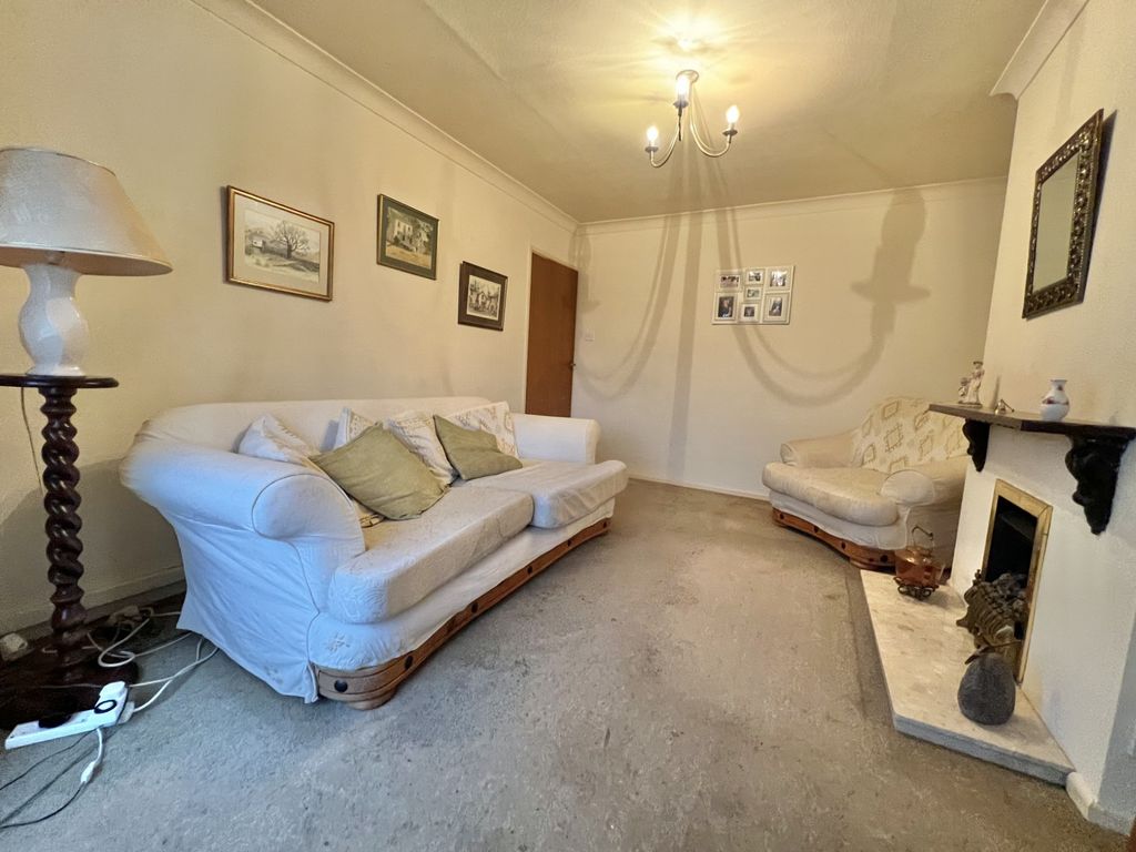Property photo 3 of 19
