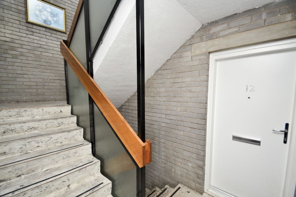 Property photo 3 of 24 4627955