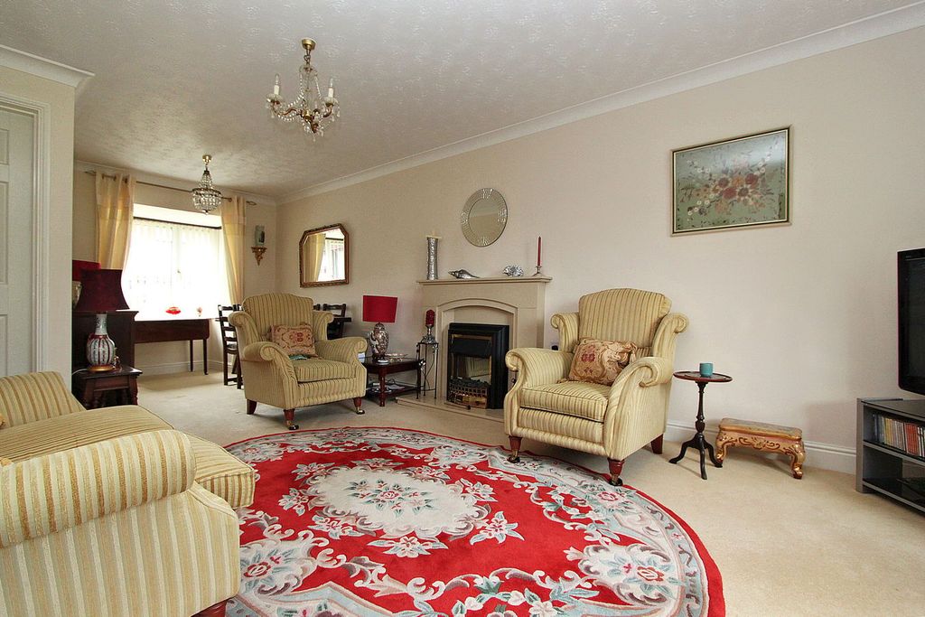 Property photo 3 of 16