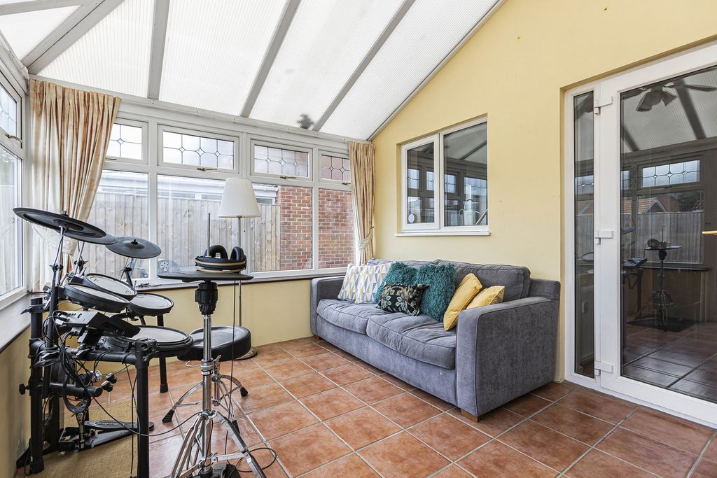 Property photo 3 of 18