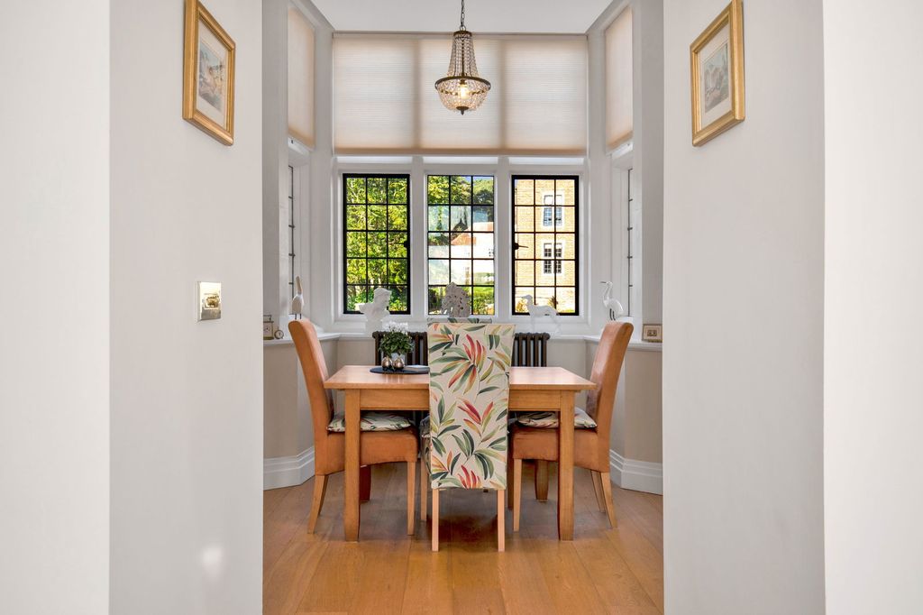 Property photo 1 of 26