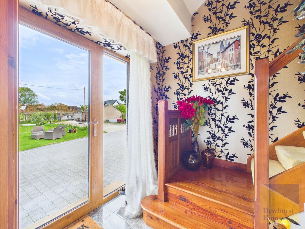 Property photo 2 of 30
