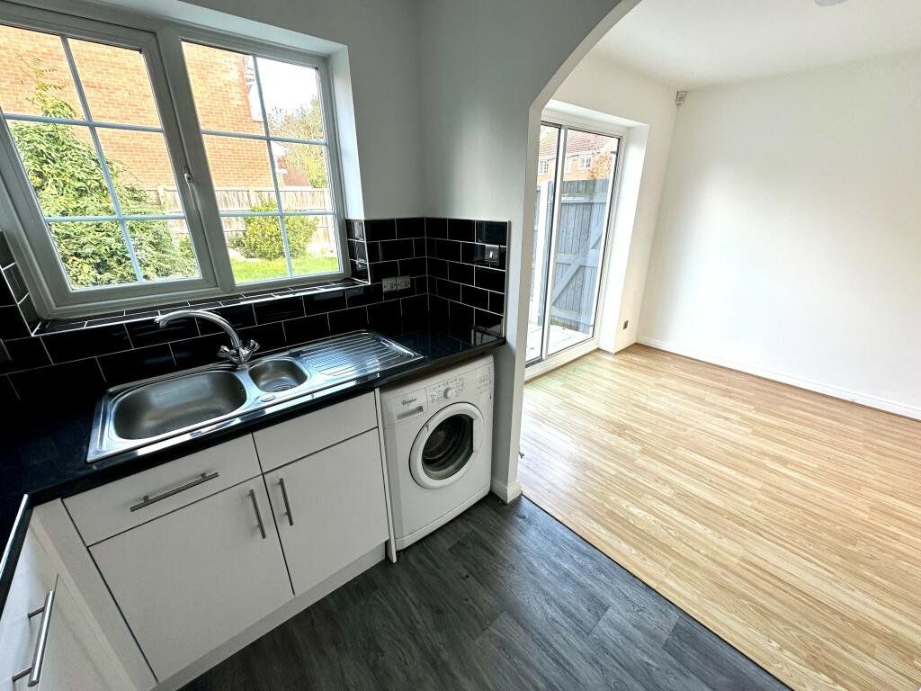 Property photo 2 of 10 Picture No. 15