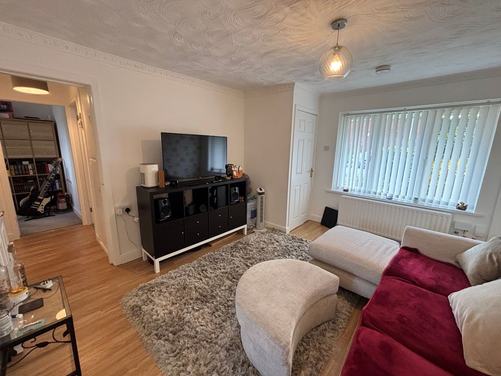 Property photo 3 of 11 Image