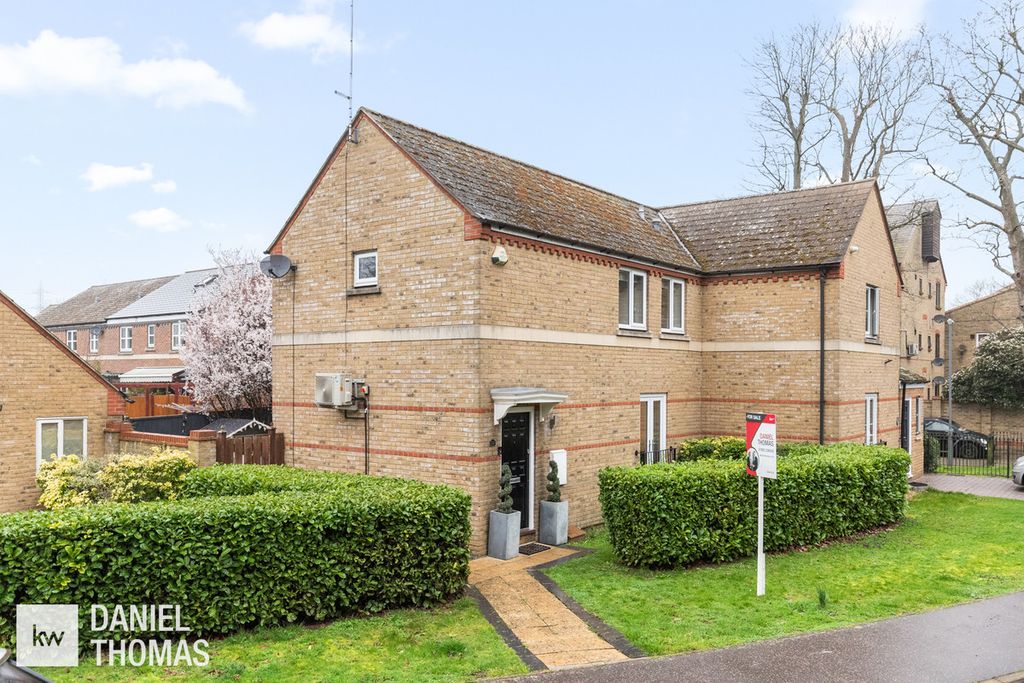 Property photo 1 of 26