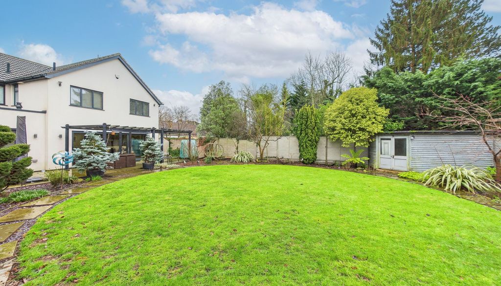 Additional image 29 of 5 bed detached house for saleUpland Drive, Brookmans Park AL9
