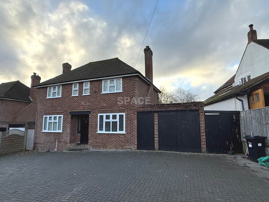 Property photo 2 of 20