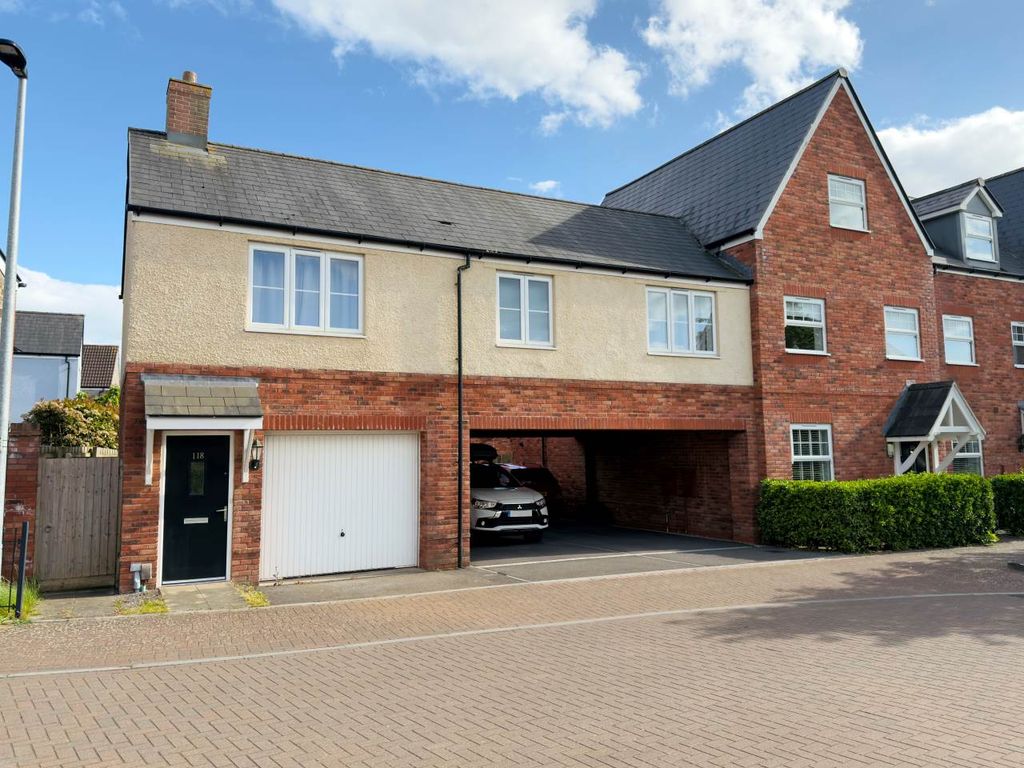 Property photo 1 of 8 118 Badger Main