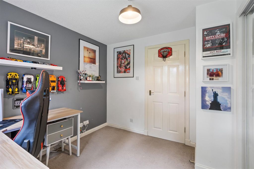 Additional image 11 of 2 bed flat for saleWaverley Cresent, Livingston EH54