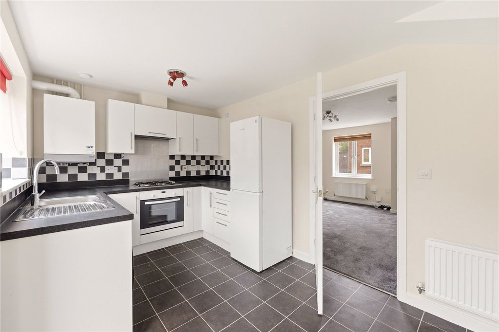 Property photo 2 of 16 Picture No. 04