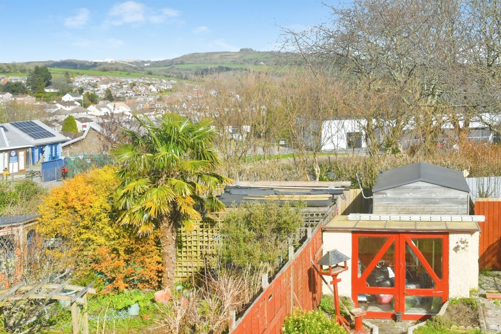 Property photo 3 of 32 Rear Garden