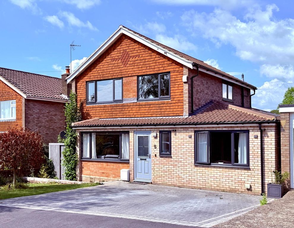 Property photo 1 of 17