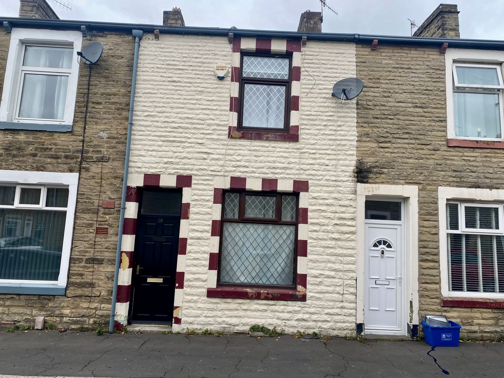 Property photo 1 of 1