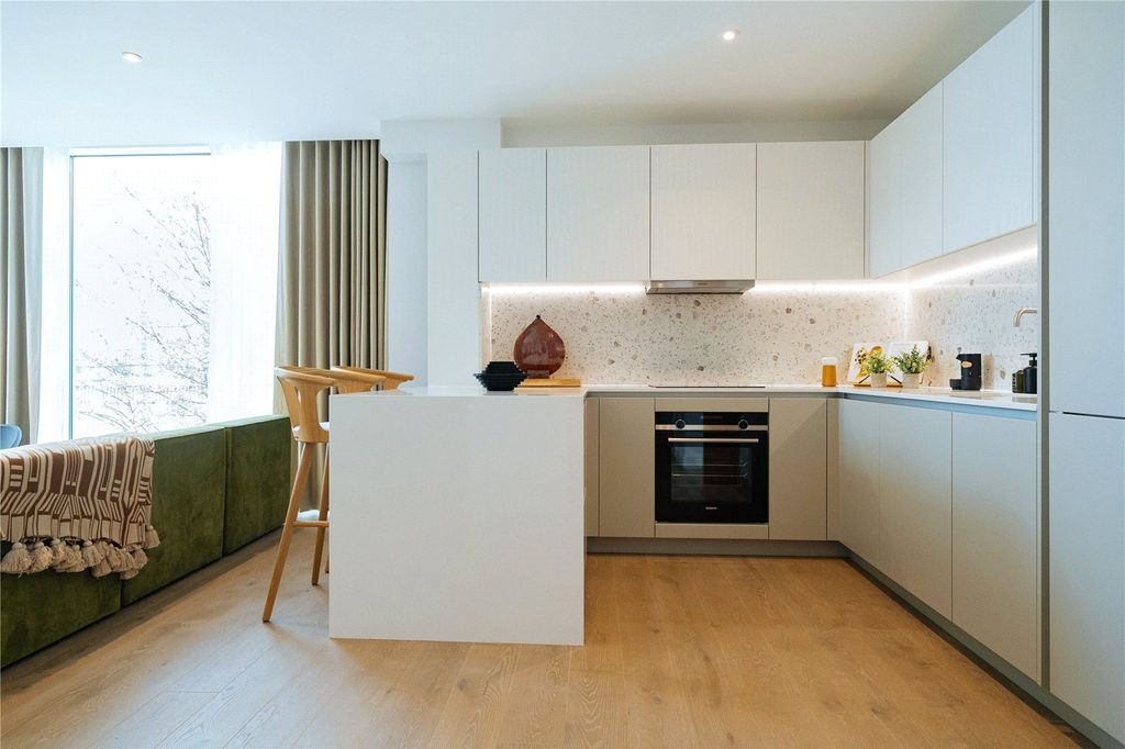 Property photo 1 of 16 Kitchen